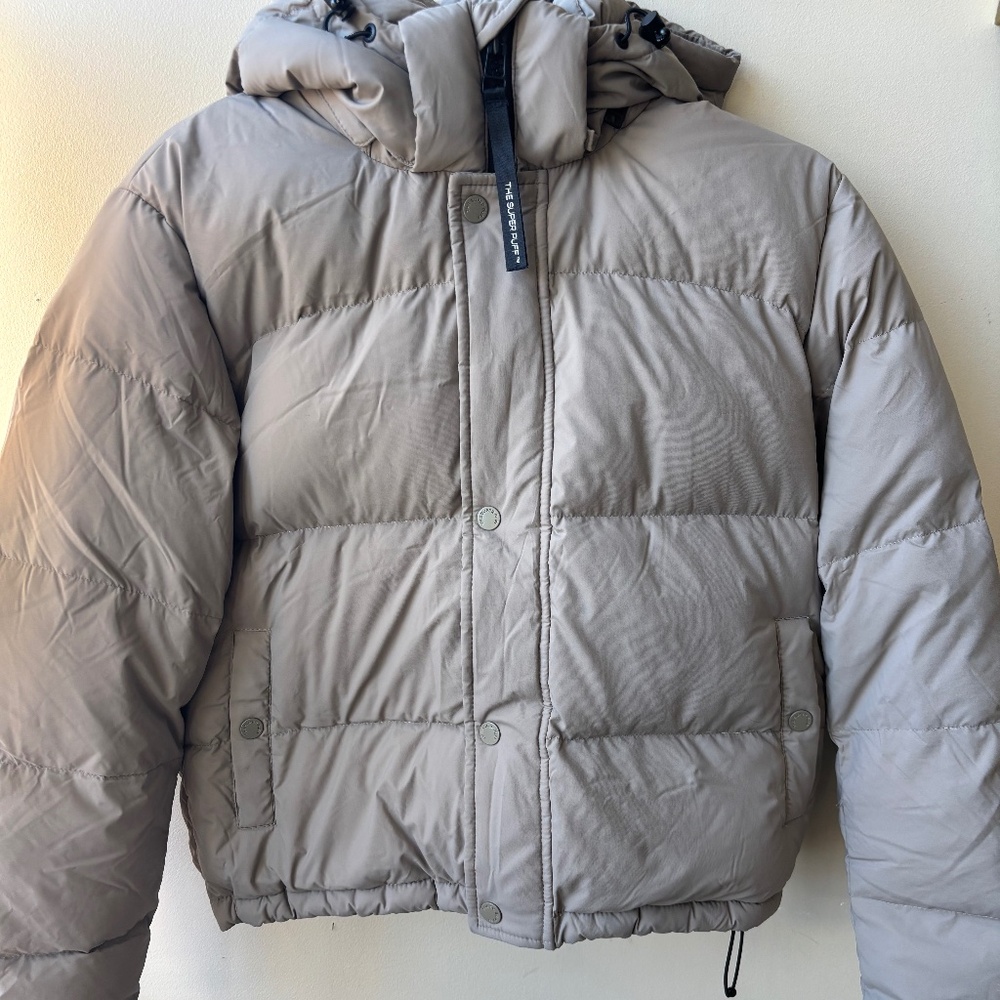 Aritzia The Super Puff™ Shorty - cliMATTE™ in Modern Taupe, W's Small